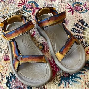 Teva Hurricane XLT2 Like New Multi- Color Sandals Size 5 35
